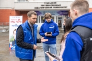 Депутат Алексей Вихарев и волонтеры подключились к борьбе за благоустройство екатеринбургских парков