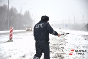 Снежный ад: на севере Свердловской области замело дороги