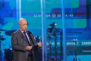 «Удалил позвоночник и мочевой пузырь»: Якубович прокомментировал слухи о проблемах со здоровьем