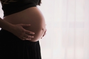 Репродуктолог раскрыла, чем грозит откладывание беременности на потом