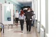 Учеников одной из школ Камчатки перевели на дистанционное обучение из-за неизвестного вируса