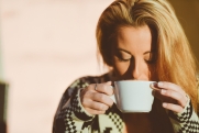 Диетолог Соломатина назвала борющийся со старением чай