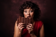 Ученые выявили связь между потреблением шоколада и болезнью Альцгеймера