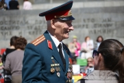 В Тобольске поздравили 140 ветеранов с наступающим Днем Победы