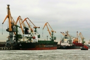 Для Морского порта Санкт-Петербург по принципу подводной лодки изготовлены балк-контейнеры