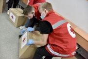 Красный Крест доставил пострадавшим от паводков оренбуржцам более 30 тонн гумпомощи