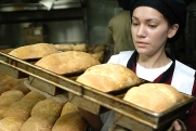 Врач Павлова объяснила, как можно сделать хлеб полезнее за несколько минут