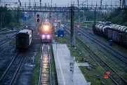 В Волгоградской области сошел с рельсов грузовой поезд