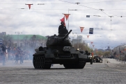 «День Победы – праздник всего нашего народа»: в Екатеринбурге прошел традиционный воинский парад