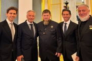 Дружба семьями: Рамзан Кадыров и Владимир Киселев встретились на инаугурации президента