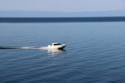 «Яхта раздора»: в Саратовской области разгорелся скандал из-за закупки катера для спасателей