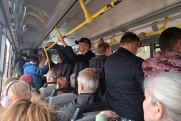 Вологодские власти ответили, как будет ездить транспорт к городским кладбищам в Троицу