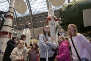 Ярко и полезно: «Каникулы со Знанием» на выставке «Россия» посетят 2000 школьников