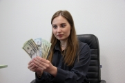 Экономист о санкциях против Мосбиржи: «Не советовал бы покупать валюту впрок»