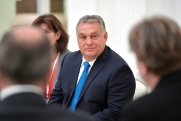 Орбан заявил, что Путин не может проиграть