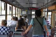 В мэрии Екатеринбурга пообещали поднять зарплату водителям и кондукторам общественного транспорта