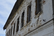 Тюменские восьмиэтажные пансионаты трещат по швам: жильцы боятся, что дома рухнут
