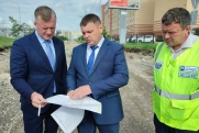 В Тюмени на улице Николая Семенова осенью запустят движение по новой дороге
