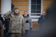 Баранец объяснил, почему Залужный и Сырский начали грызню: «Померились потерями в Бахмуте и на Курщине»