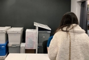 Сколько зарабатывают на ПВЗ маркетплейсов в Новосибирске: откровенная исповедь сотрудницы