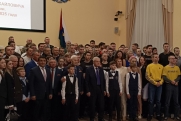 Доступное жилье, миграционную политику и демографию обсудил депутат Госдумы Сергей Миронов на встрече с тюменцами