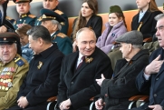 Владимир Путин выступил на параде Победы в Москве