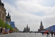 Без тепла и солнца: москвичей предупредили о заморозках в День Победы