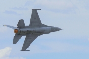 Украина потеряла еще один истребитель F-16: события в зоне СВО к полудню 16 мая