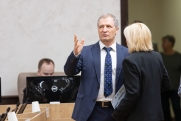 Екатеринбург избавят от брошенных машин и ночных самокатчиков