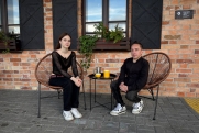 OperКОТ по экрану: звезда сериала «По колено» Иван Филиппов о КВН, кино и каскадерских ролях