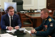 Омский губернатор встретился с участником президентской программы «Время героев»