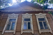 Дом в Серове, построенный еще при Александре III, не могут расселить