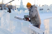 Москвичу заплатят 11 миллионов за строительство ледового городка в Нижневартовске