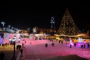 Новогодние площадки Екатеринбурга посетили сотни тысяч человек