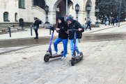 Сезон электросамокатов открыт: почему правила есть, но не работают