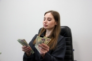 Названы неожиданные причины внезапного укрепления рубля