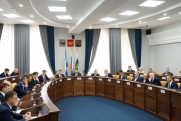 Иркутские депутаты присвоили звания Почетных граждан двум известным горожанам