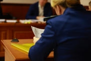 Бандиты вымогали деньги у раненого бойца СВО в Югре: вывезли за гаражи и избили