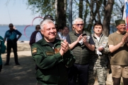 В Шарташском лесопарке прошел весенний субботник: сколько мусора собрали активисты