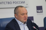 Праймериз на 10 миллионов избирателей и ветераны среди кандидатов: в ФоРГО оценили стартовые позиции партий перед выборами-2026