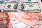 Доллар на межбанковском рынке упал ниже 72 рублей впервые с 7 февраля 2023 года