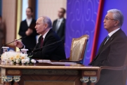 Неформальная встреча и дуб дружбы: как проходит визит Путина в Казахстан