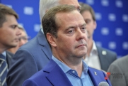 Медведев предупредил о последствиях удара по Запорожской АЭС: главное за сутки