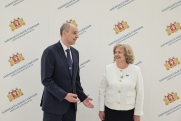 Бабушкина поблагодарила Паслера за устойчивость Свердловской области: «Несмотря на давление, справились»