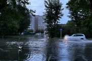 За пару часов на Тюмень обрушилось 73 процента осадков от нормы июня: мэр сообщил о последствиях
