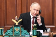 «Не звонит по городскому или мобильному»: Песков раскрыл секрет общения Путина с сотрудниками администрации