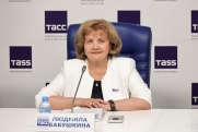 Людмила Бабушкина подвела итоги работы парламента: 706 законов, нацпроекты и защита интересов свердловчан