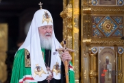 Патриарх Кирилл назвал божественным замыслом создание ядерного оружия в Сарове
