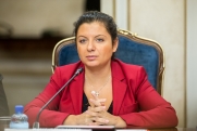 «Хотя бы постарайтесь»: Симоньян высмеяла украинский дипфейк с ее участием