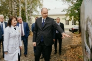 Денис Паслер дал старт стройке медкомплекса в Верхней Салде
